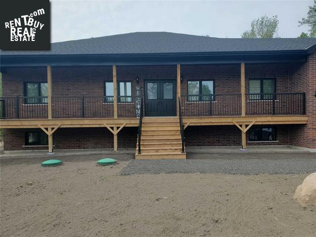 Property 1866 Champlain Rd main img