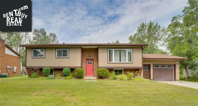 Property 2036 Centre Ave main img