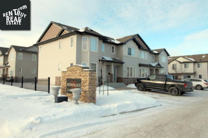 Property 203 415 Lynd Cres main img