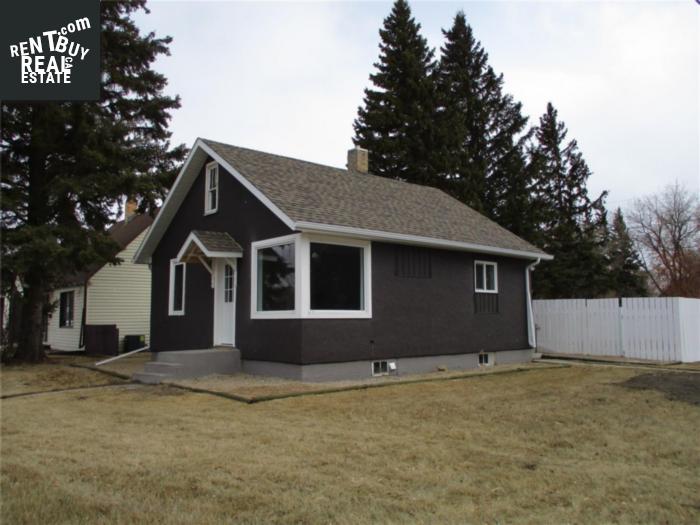 Property 373 7th Ave W main img