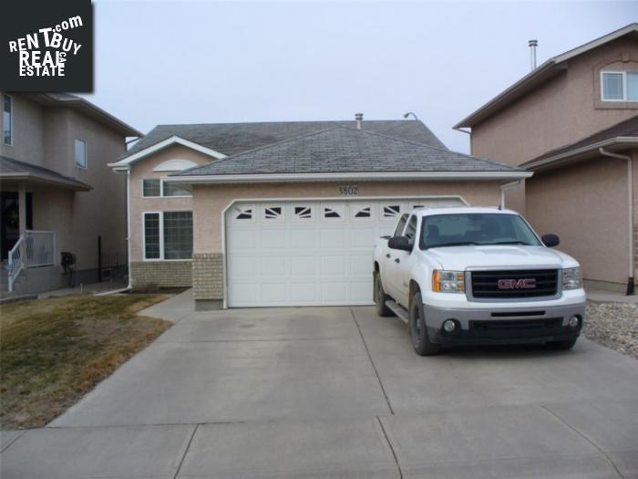 Property 3802 Nottingham Cres main img