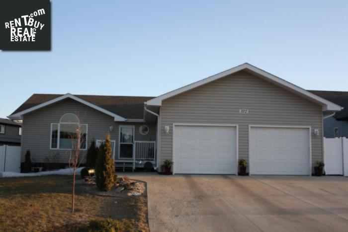 Property 372 Petterson Dr main img