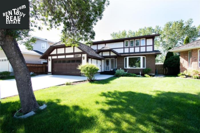 Property 2027 Styles Cres E main img