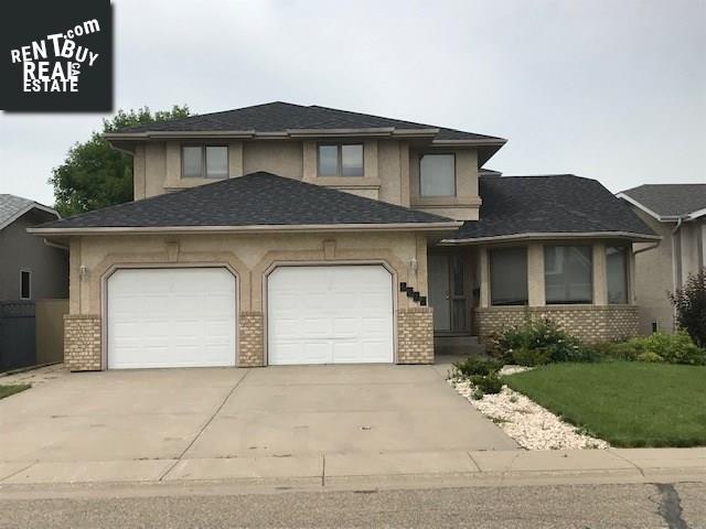 Property 2364 Irvine Cres main img