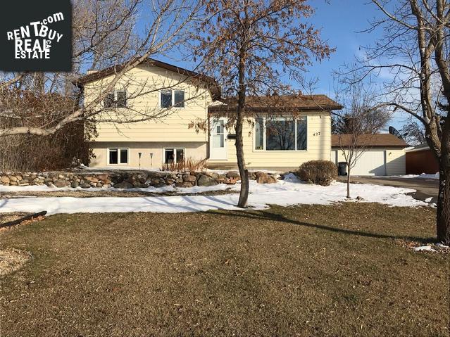 Property 427 5th St main img