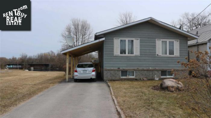 Property 838 Haggart St main img