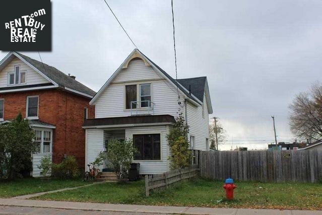 Property 127 Albert St E main img