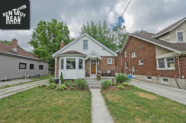 Property 147 Briscoe St E main img